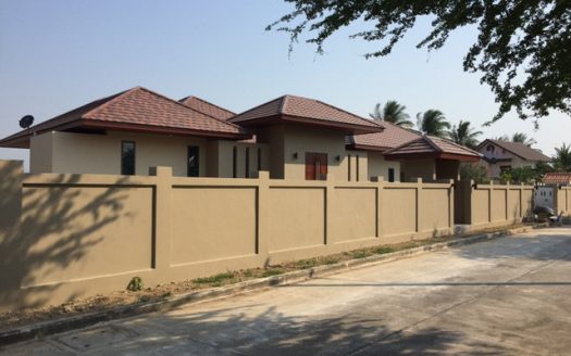 Beautiful Bali Style Home for Sale in Khao Kalok