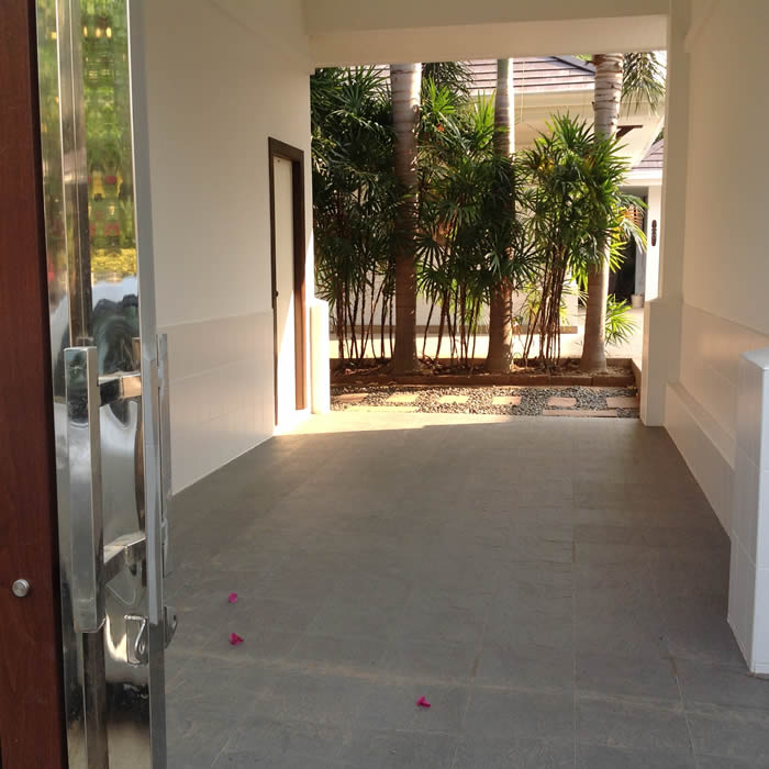 Hua Hin Pool Villa for Rent in Khao Tao, Hua Hin Entrance from parking area