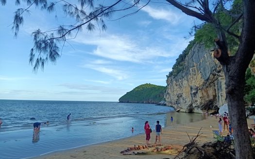 Khao Kalok Beach Beautiful coastal living